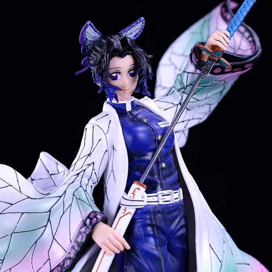 Amazon.co.jp: 鬼滅の刃立ち姿九柱共鳴の虫柱蝶忍30センチキャラクター